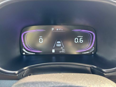 Used 2025 Kia Soul LX w/ LX Technology Package FWD image 39