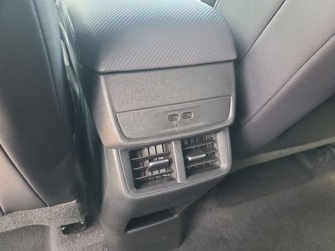 New 2026 Chevrolet Equinox LT w/ Convenience Package II FWD image 10