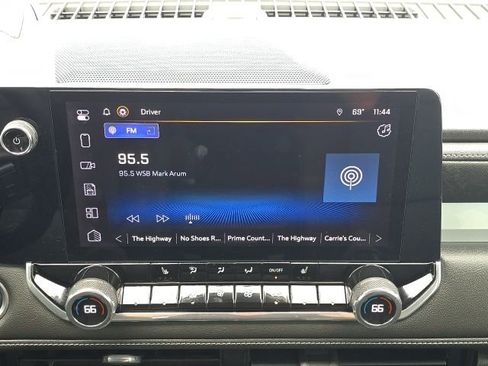 Used 2024 Chevrolet Colorado LT w/ LT Convenience Package III image 32