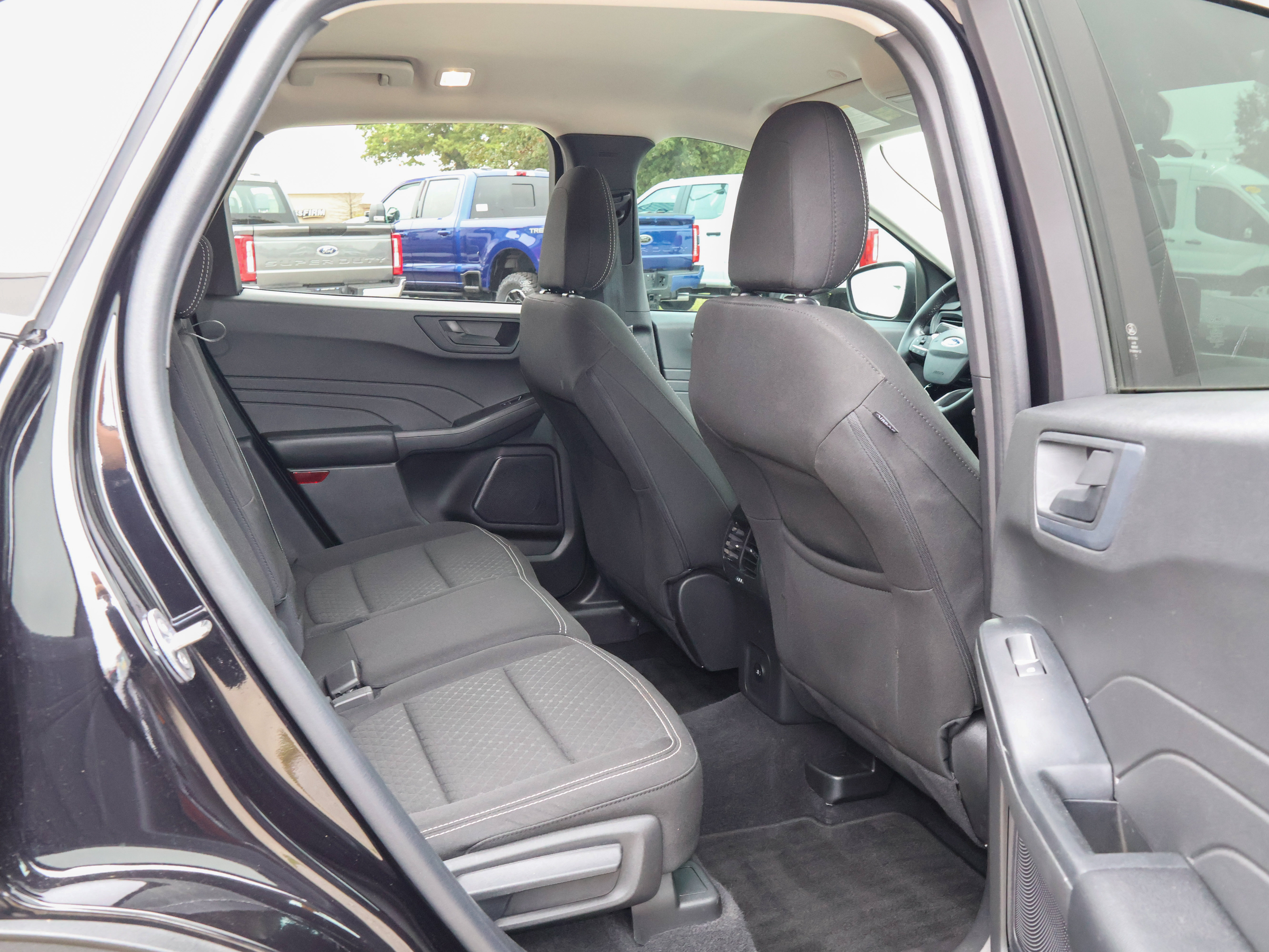 Used 2023 Ford Escape Active AWD/4WD image 28