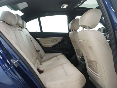 Used 2017 BMW 328d xDrive 328d xDrive image 12