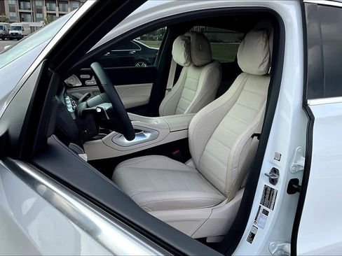 New 2026 Mercedes-Benz GLE 450 4MATIC Coupe image 9