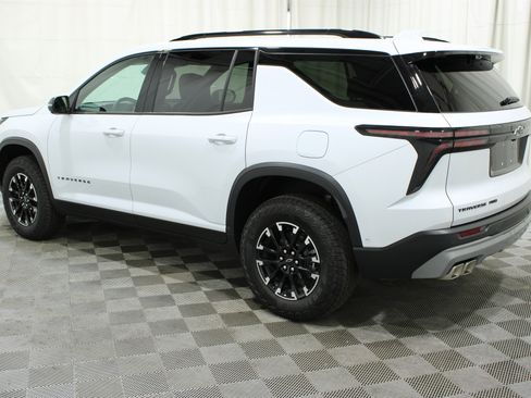 Used 2026 Chevrolet Traverse Z71 w/ Enhanced Driving Package AWD/4WD image 44