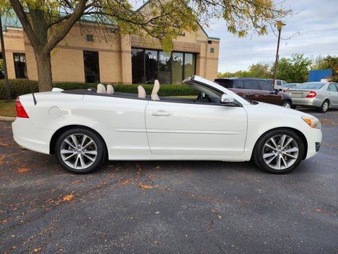 Used 2011 Volvo C70 T5 image 4