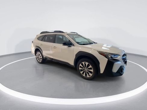 Used 2024 Subaru Outback Limited AWD/4WD image 2