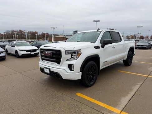 Used 2020 GMC Sierra 1500 Elevation w/ Elevation Value Package image 6
