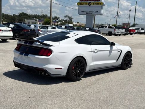 Used 2018 Ford Mustang Shelby GT350 w/ Electronics Package RWD image 3