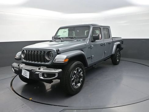 New 2026 Jeep Gladiator Sport AWD/4WD image 5