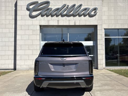 New 2026 Cadillac Vistiq Premium Luxury w/ LPO, Floor Liner Package image 6
