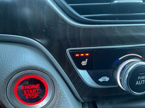 Used 2018 Honda Accord EX image 30