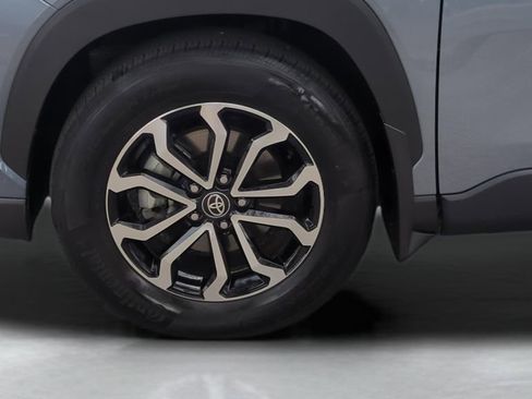 Used 2024 Toyota Corolla Cross AWD Hybrid image 26