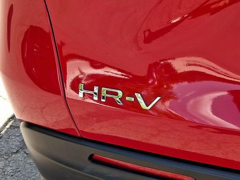 Certified 2024 Honda HR-V Sport image 30