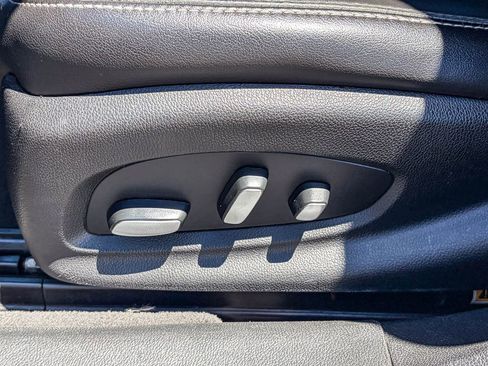 Used 2019 Cadillac XTS Luxury FWD image 37