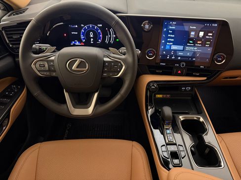 Used 2025 Lexus NX 350 AWD image 27