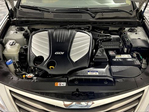 Used 2015 Hyundai Azera FWD image 29