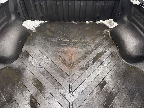 Used 2017 Toyota Tundra Platinum image 13