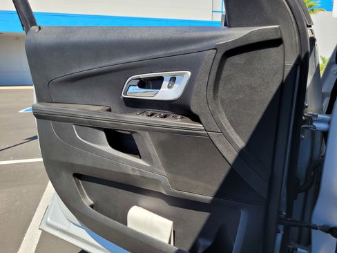 Used 2016 Chevrolet Equinox LT FWD image 24
