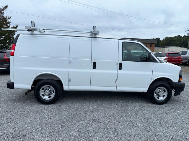 Used 2025 Chevrolet Express 2500 w/ Driver Convenience Package RWD image 7