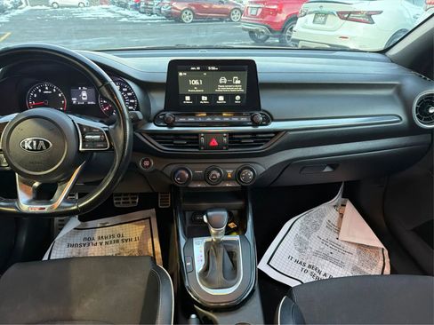 Used 2021 Kia Forte GT-Line image 12
