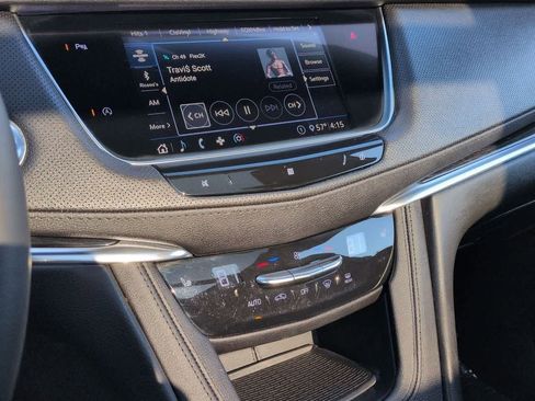 Used 2020 Cadillac XT5 Premium Luxury image 29