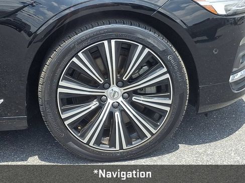 Used 2023 Volvo S90 B6 Plus AWD/4WD image 9