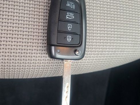 Used 2022 Hyundai Accent SE image 31