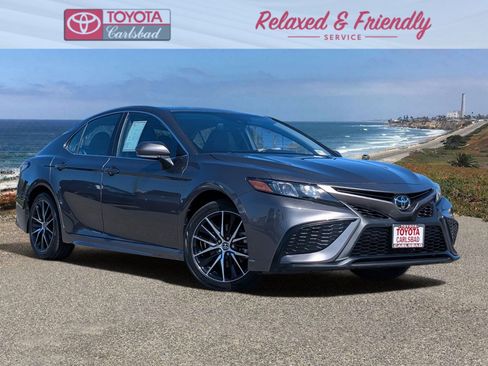 Used 2023 Toyota Camry SE w/ Convenience Package FWD image 1