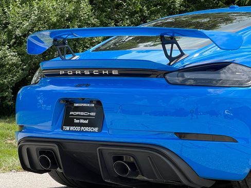 Certified 2023 Porsche 718 Cayman GT4 RWD image 11