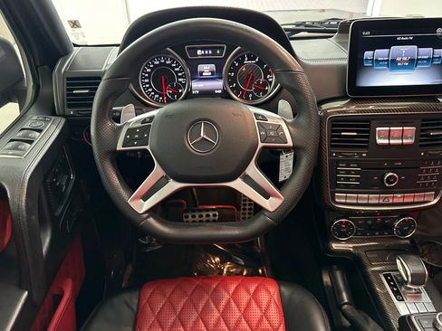Used 2017 Mercedes-Benz G 63 AMG 4MATIC image 32