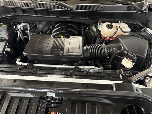 Used 2024 Chevrolet Silverado 1500 RST AWD/4WD image 10