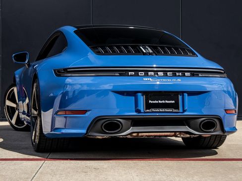 New 2026 Porsche 911 Carrera 4S image 3