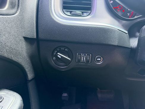 Used 2020 Dodge Charger SXT w/ Blacktop Package image 23