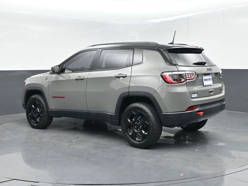 Used 2023 Jeep Compass Trailhawk AWD/4WD image 6