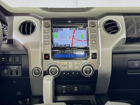 Used 2019 Toyota Tundra Platinum image 10