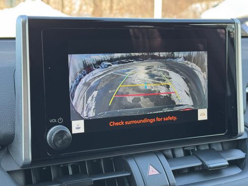 Used 2024 Toyota RAV4 LE image 19