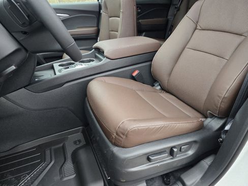 Used 2025 Honda Ridgeline RTL image 12