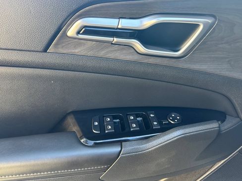 Used 2023 Kia Sportage X-Line w/ X-Line Premium Package AWD/4WD image 11