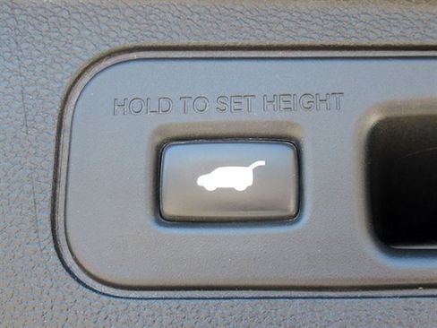 Used 2019 Honda Odyssey Elite image 11