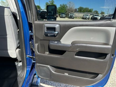 Used 2018 GMC Sierra 3500 4x4 Crew Cab image 22