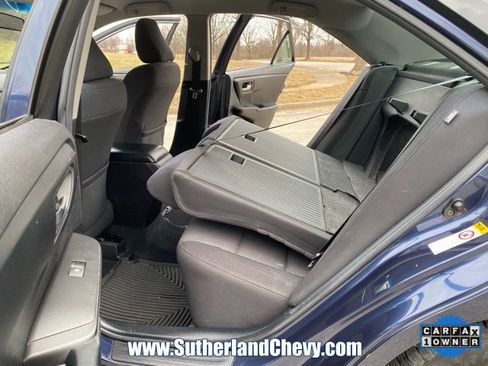 Used 2016 Toyota Camry LE image 34