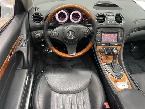 Used 2009 Mercedes-Benz SL 550 image 29