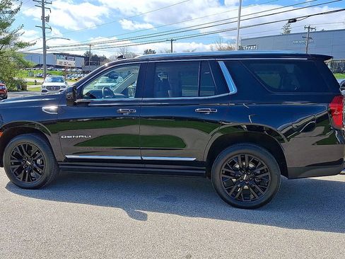 Certified 2021 GMC Yukon Denali w/ Denali Premium Package AWD/4WD image 6