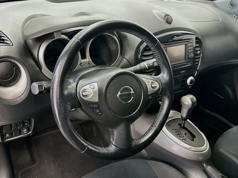Used 2013 Nissan Juke SV AWD/4WD image 18