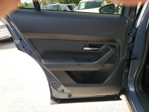 Used 2023 MAZDA CX-50 AWD 2.5 S w/ Premium Plus Pkg image 9