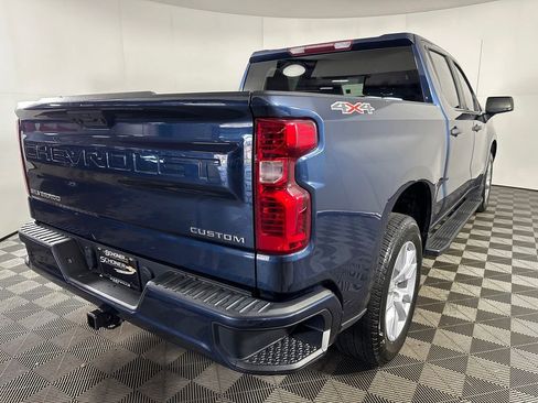 Used 2022 Chevrolet Silverado 1500 Custom image 5