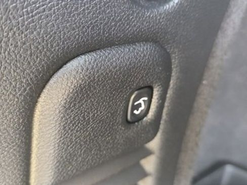 Used 2019 Dodge Durango GT image 33