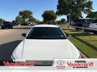 Used 2025 Kia K4 GT-Line FWD video 1