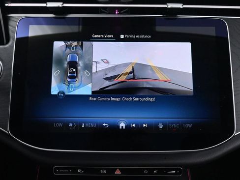 Used 2025 Mercedes-Benz E 350 Sedan image 32