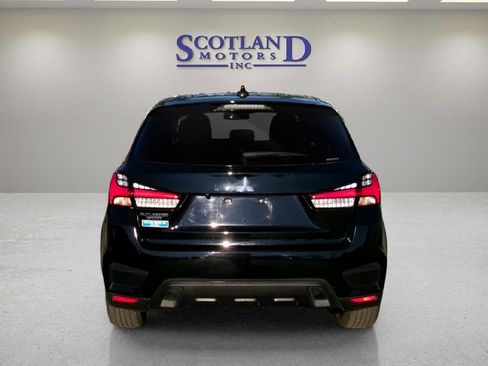 Used 2025 Mitsubishi Outlander Sport ES AWD/4WD image 7