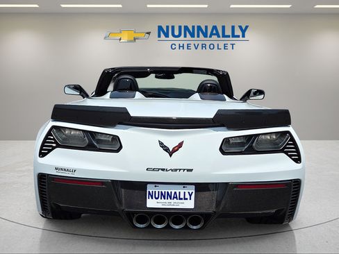 Used 2017 Chevrolet Corvette Z06 RWD image 4